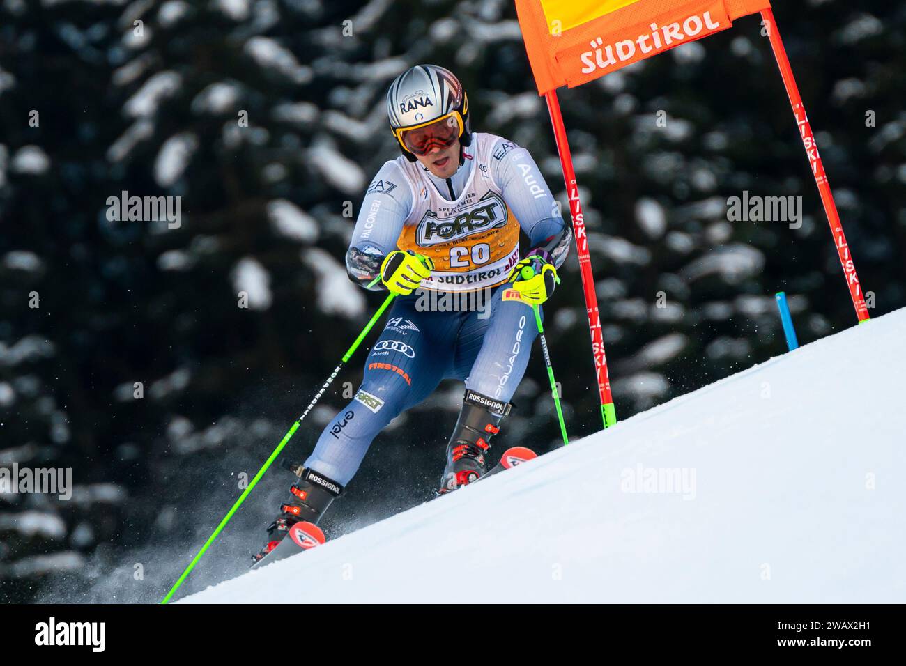 Alta Badia, Italien 17. Dezember 2023. ZINGERLE Hannes (ITA) tritt beim Audi FIS Ski World Cup 2023-24 Herren Riesenslalom auf dem Gran RIS an Stockfoto