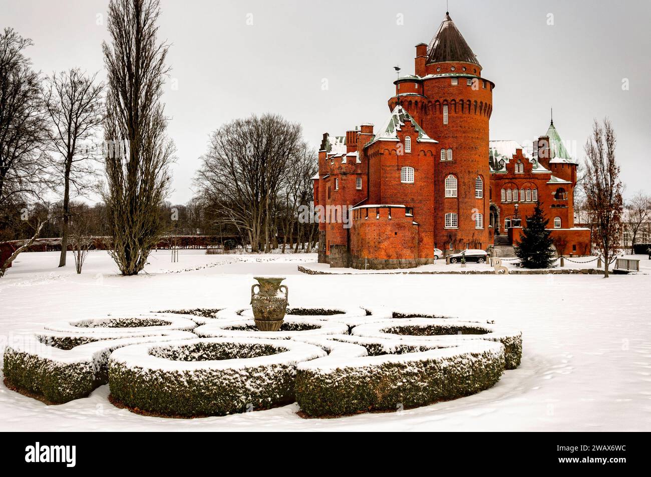 ESLOV, SCHWEDEN - 15. JANUAR 2016: Burg Hjularod in der Region Eslov in Südschweden im Winter. Stockfoto