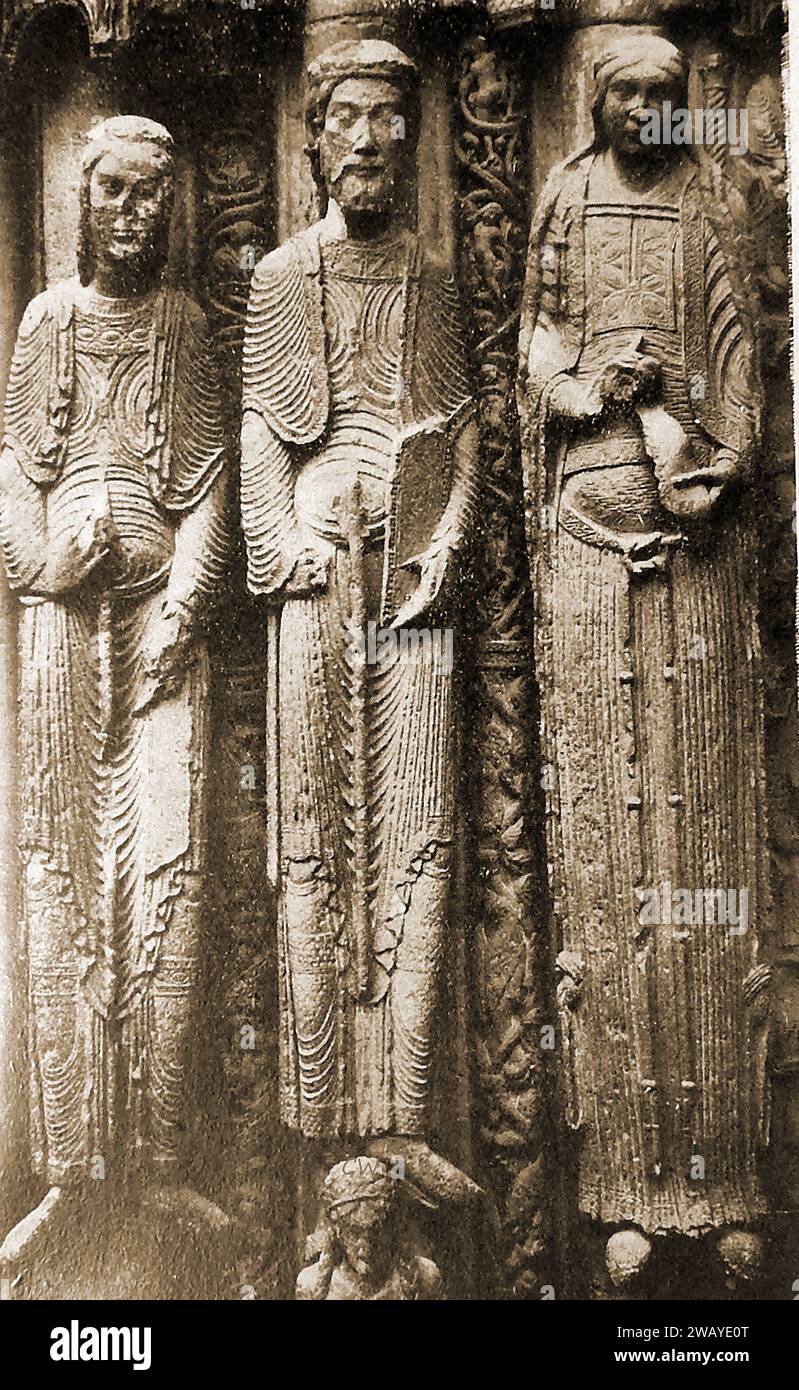 Kathedrale von Chartres, Frankreich im Jahr 1947 - Skulptur einiger Könige und Königinnen von Juda. - Cathédrale de Chartres, Frankreich en 1947 - Skulptur de Quelques rois et reines de Juda. - Stockfoto