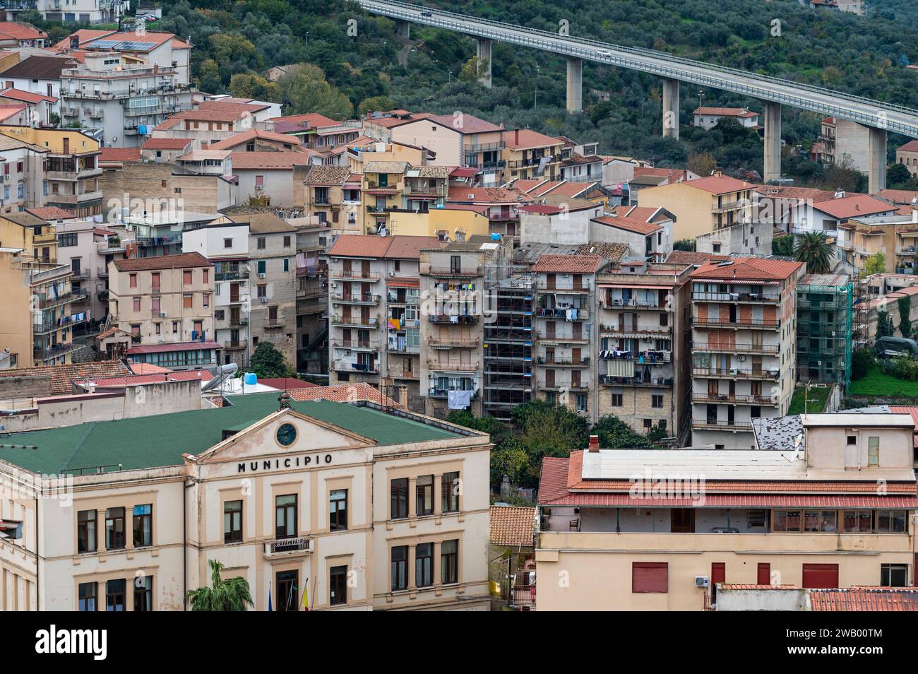 Altofonte, Sizilien, Italien - Blick über das Bergdorf Stockfoto