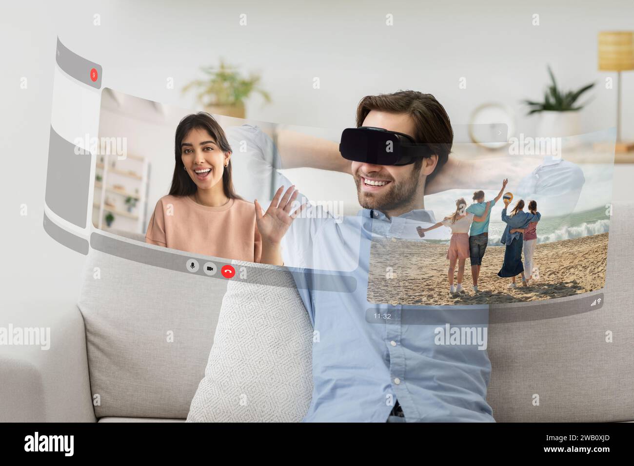 Ein junger Mann mit VR-Headset tritt in den virtuellen Raum ein und verbindet sich mit seiner Freundin durch Videogespräche zu Hause Stockfoto