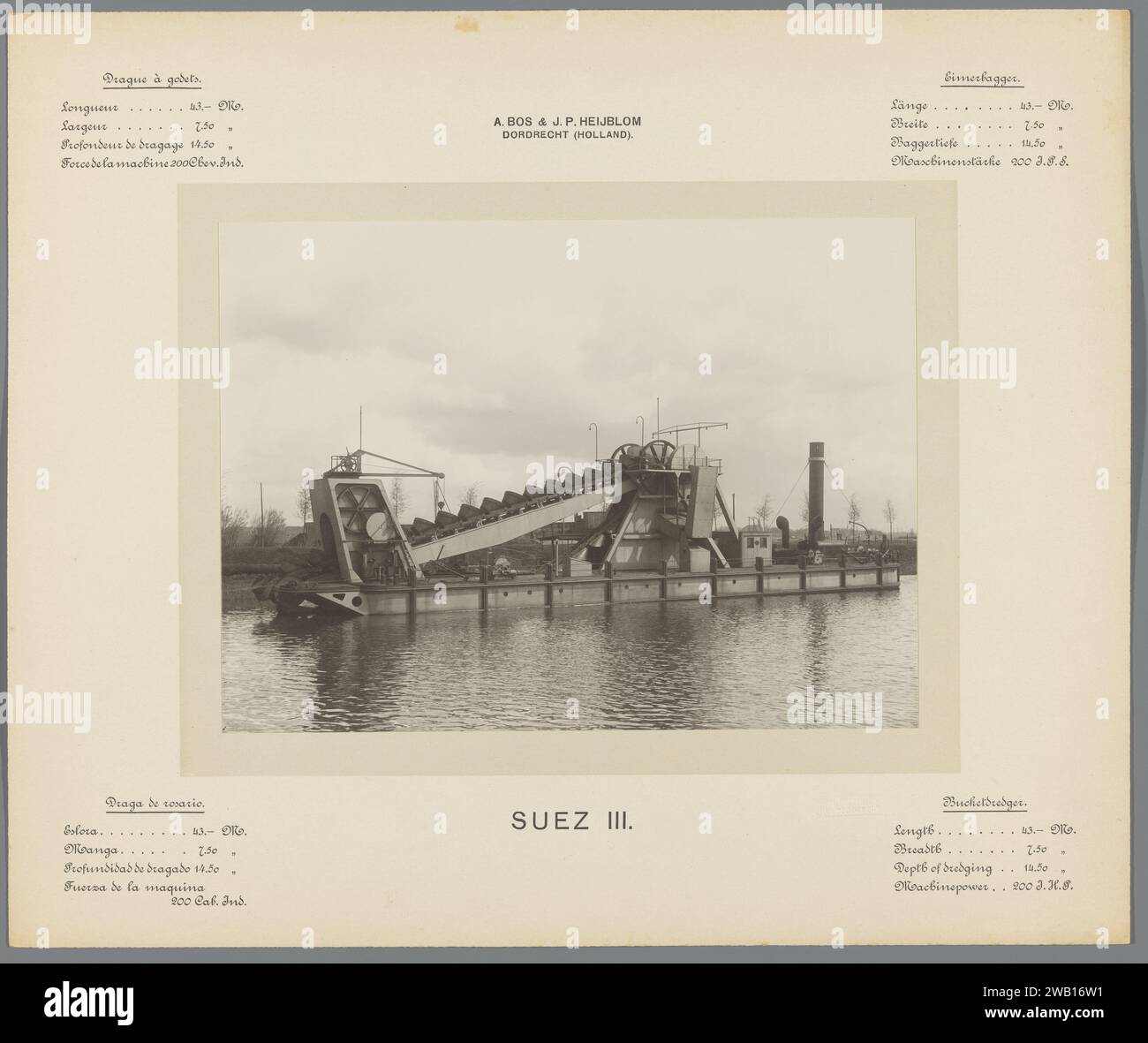 Suez 3 Henry Jacobus, um 1900 - um 1910 Fotografie Bucket Mill Suez III Foto auf Karton mit technischen Informationen über das Schiff in Deutsch, Französisch, Spanisch und Englisch. Teil des Ordners mit 44 Fotos von Baggern der Firma A. Bos & J.P. Heijblom in Dordrecht. Dordrecht fotografische Unterstützung. Karton Gelatine Silberdruck Bagger, Baggermaschine. Maschine wird von Dampf angetrieben. Dampfschiff, Motorschiff (+ Antrieb von Fahrzeug, Schiff usw. durch Dampf) Stockfoto