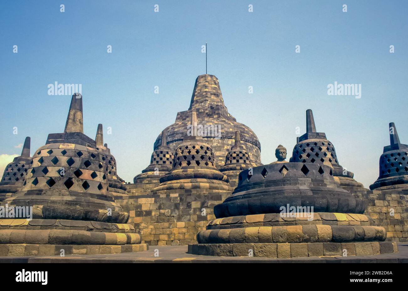 Indonesien, Yogyakarta. Borobudur Stupas. Stockfoto
