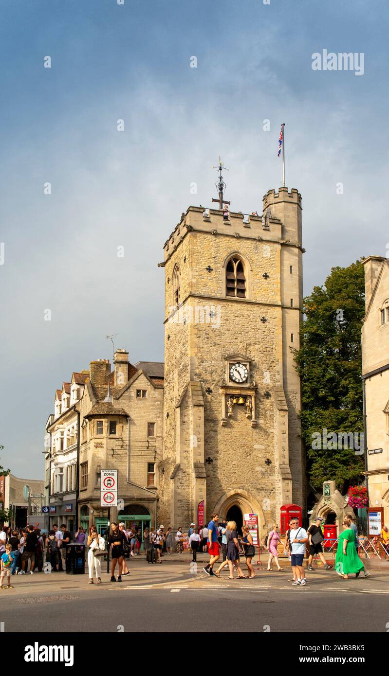 Großbritannien, England, Oxfordshire, Oxford, Queen Street, Carfax Tower, Überreste der mittelalterlichen St.-Martin-Kirche Stockfoto