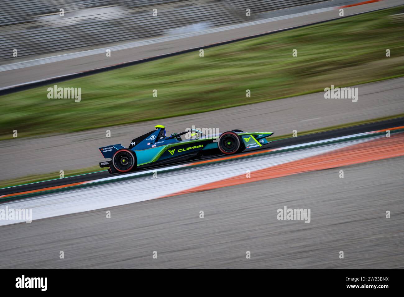 ABT CUPRA Formel E Elektroauto Training auf dem Ricardo Tormo Circuit in Valencia während des ABB FIA Formel E Test 2024 Stockfoto