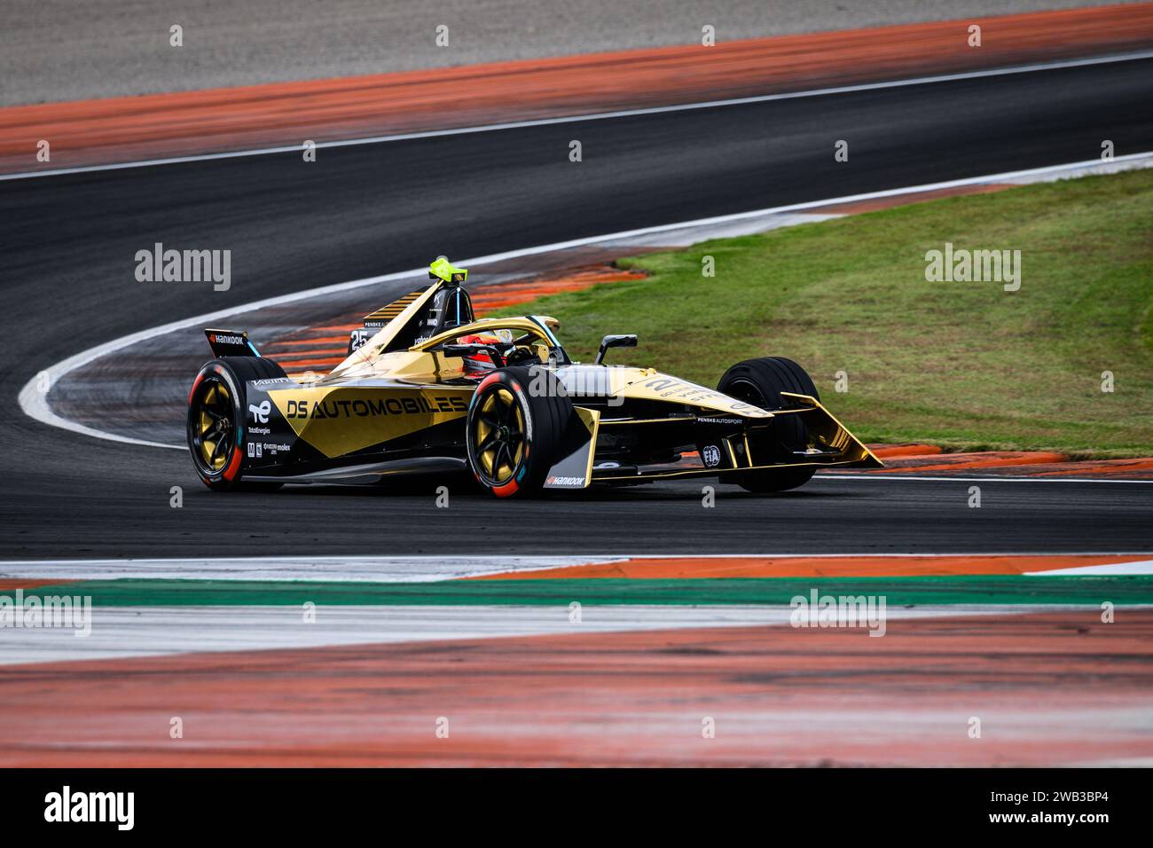 Training für Elektrofahrzeuge der Formel E von DS Automobiles auf dem Rennstrecke Ricardo Tormo in Valencia während des ABB FIA Formel E Tests 2024 Stockfoto