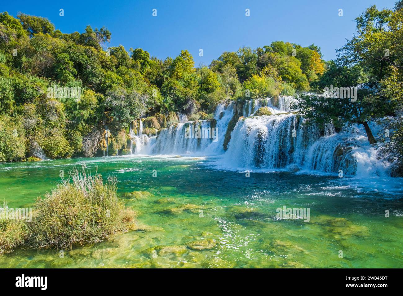 Fantastischer Wasserfall Skradinski Buk im Krka Nationalpark in Kroatien Stockfoto