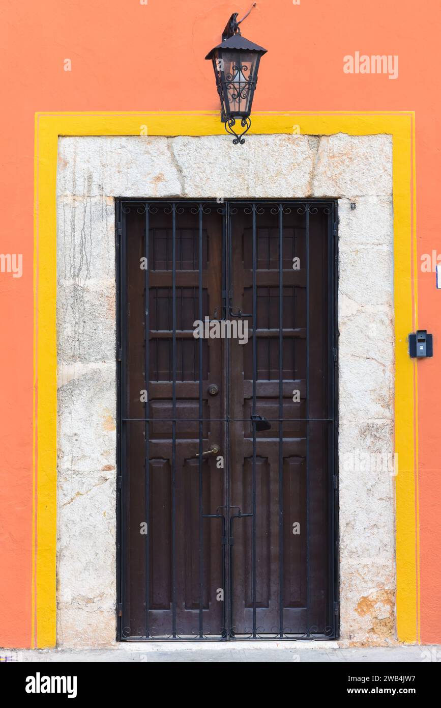 Alte Tür, Merida Mexiko Stockfoto