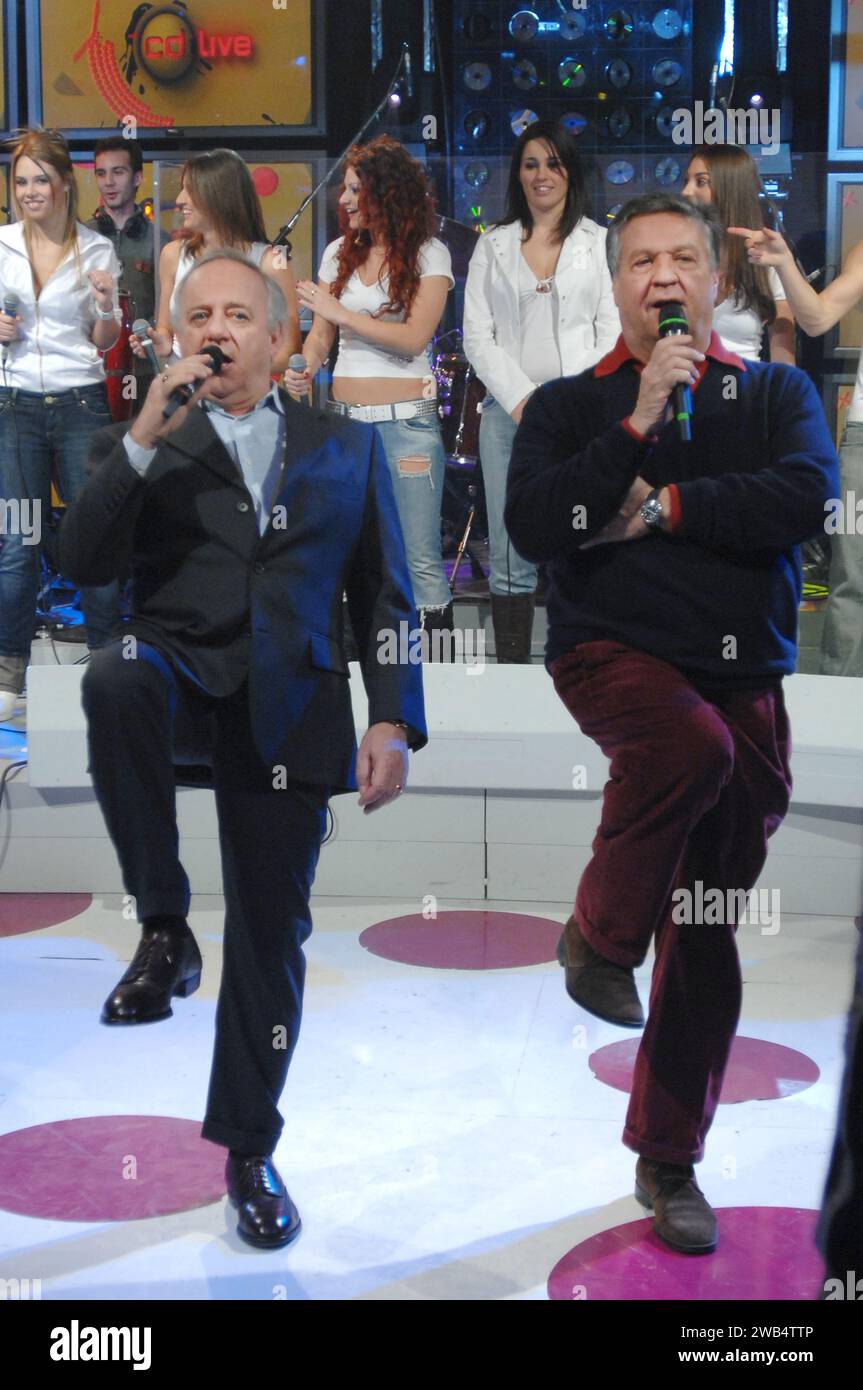 Mailand Italien 28 02 2007:Cochi e Renato, Comedy-Duo und Sänger, während der musikalischen Fernsehsendung „CD Live“ Stockfoto