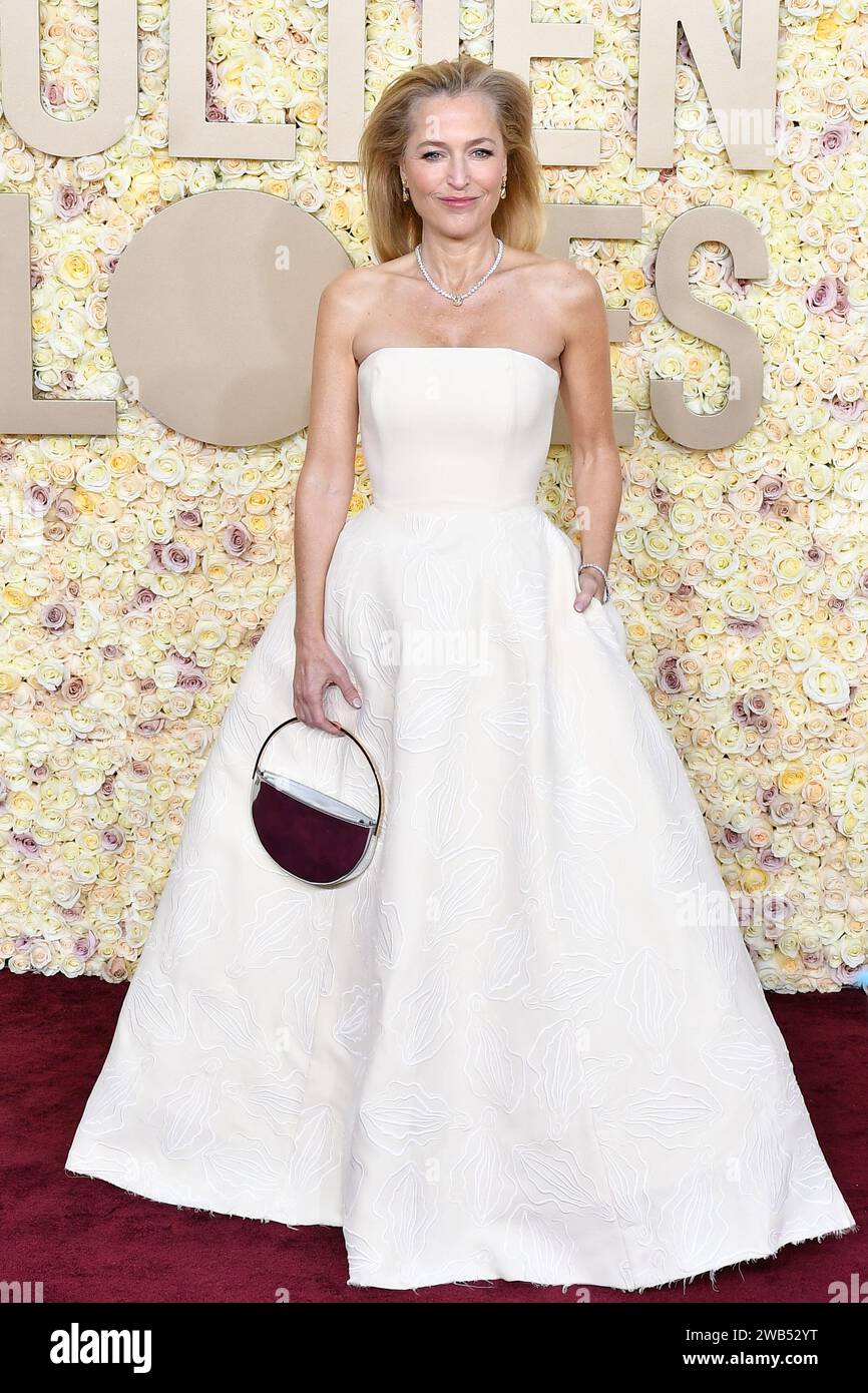 Gillian Anderson nimmt am 7. Januar 2024 an den 81. Jährlichen Golden Globe Awards im Beverly Hilton in Beverly Hills, Kalifornien, Teil. Foto: Casey Flanigan/imageSPACE Stockfoto