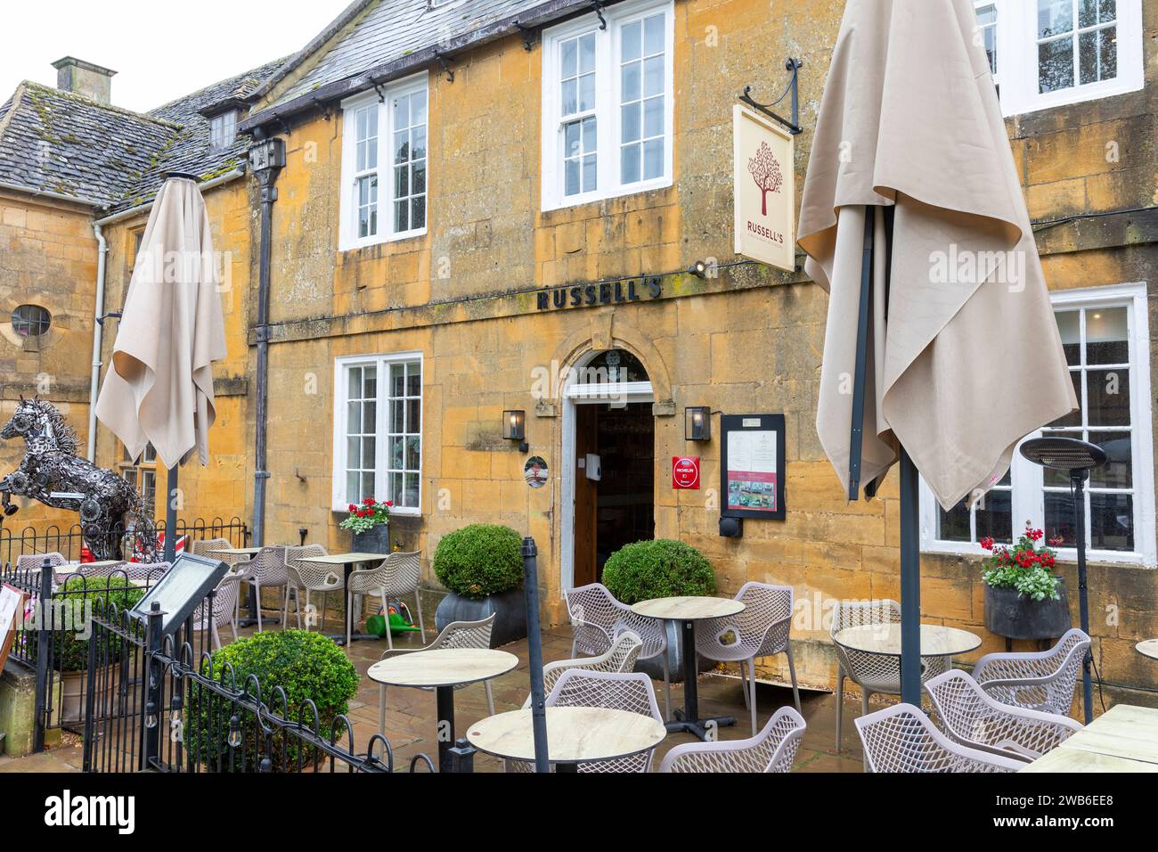 Broadway Dorf In Den Cotswolds Russells Of Broadway Caf Restaurant 