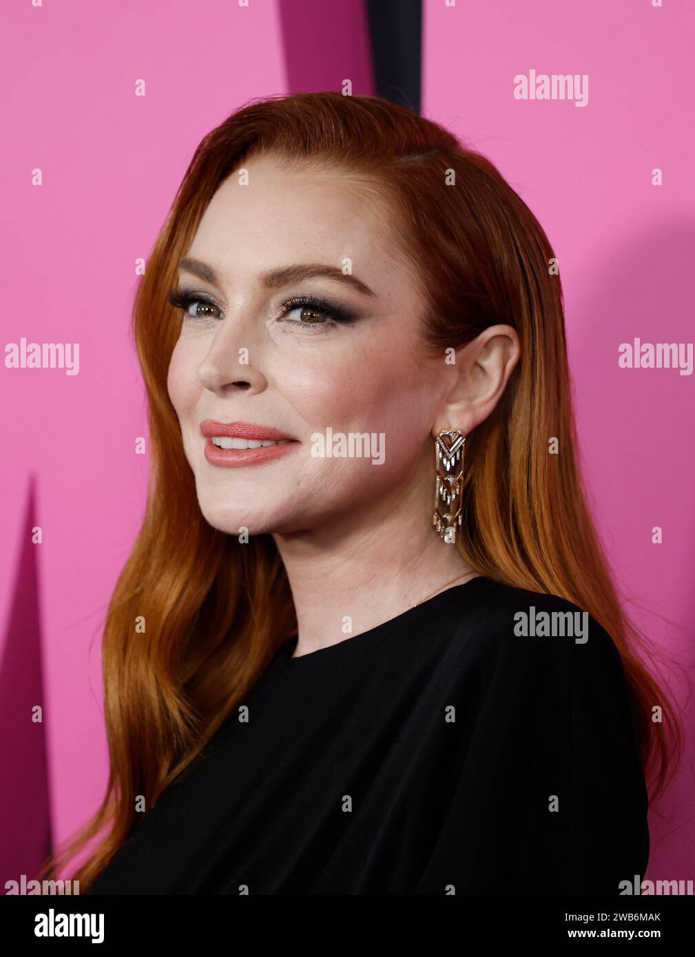 New York, Usa. Januar 2024. Lindsay Lohan erscheint auf dem roten Teppich bei der Premiere der „Mean Girls“ im AMC Lincoln Square Theater am 8. Januar 2024 in New York City. Foto: John Angelillo/UPI Credit: UPI/Alamy Live News Stockfoto