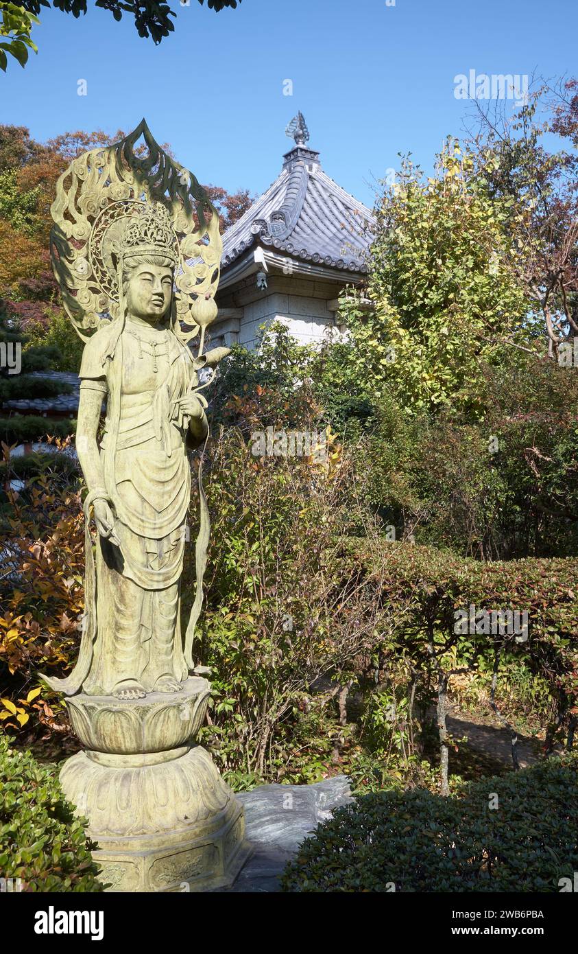 Die Statue der Göttin Benzaiten stammt von der Hindu-Göttin, der ein Toganji-Tempel gewidmet ist. Nagoya. Japan Stockfoto