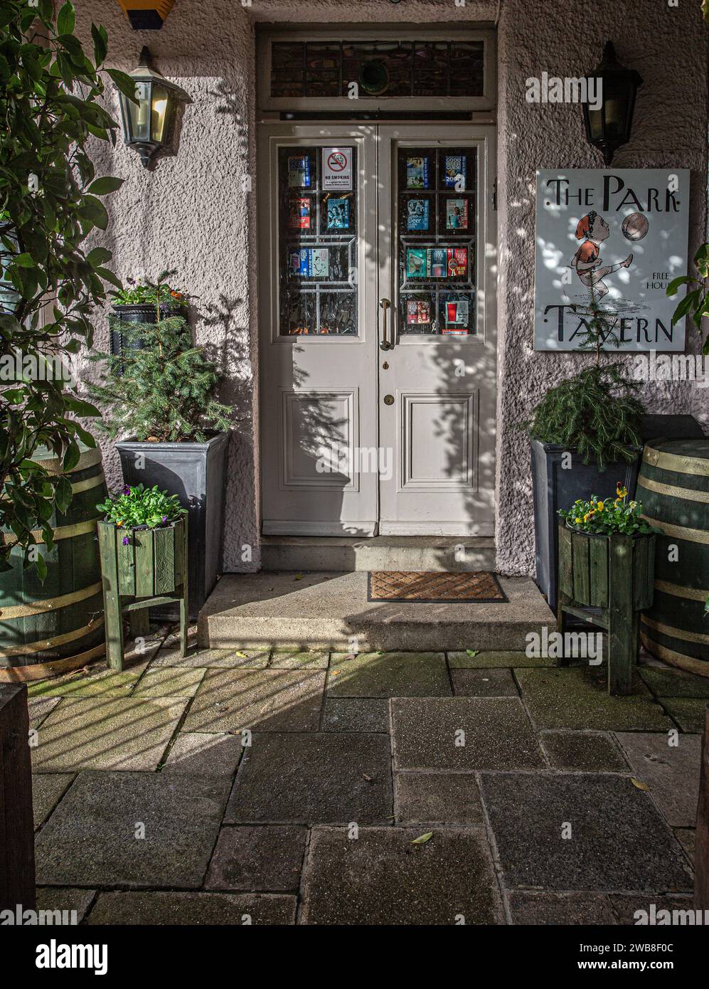 The Park Tavern ist ein familiengeführtes Freihaus in Kingston upon Thames. Stockfoto