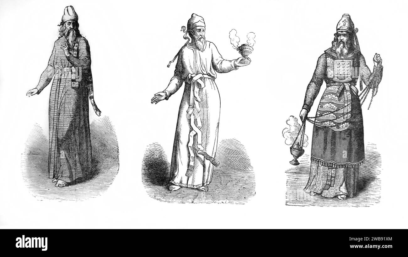 Holzgravur des Hohepriesters in verschiedenen Kostümen (Exodus) aus der illustrierten Familienbibel Stockfoto