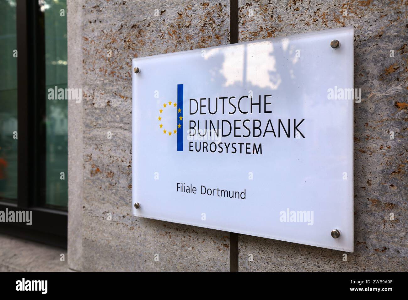 DORTMUND, DEUTSCHLAND - 16. SEPTEMBER 2020: Niederlassung der Deutschen Bundesbank in Dortmund. Sie ist die Zentralbank von Stockfoto