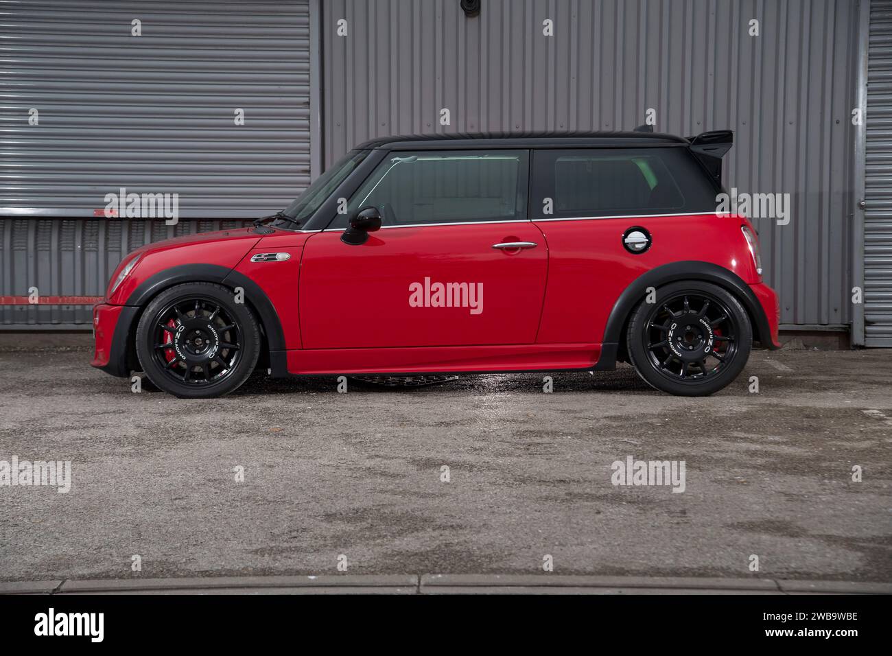 R53 Mini Cooper S, moderner klassischer britischer Wagen Stockfoto