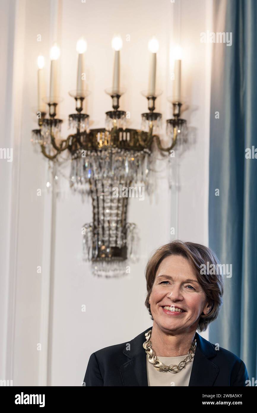 09.01.2024,Berlin,Schloss Bellevue,Neujahrsempfang des Bundespräsidenten Frank-Walter-Steinmeier für Repräsentanten des öffentlichen Lebens und rund 60 engagierte Bürgerinnen und Bürger aus allen Bundesländern.Foto:Elke Büdenbender *** 09 01 2024,Berlin,Schloss Bellevue,Neujahrsempfang von Bundespräsident Frank Walter Steinmeier für Vertreter des öffentlichen Lebens und um 60 engagierte Bürger aus allen bundesländern Foto Elke Büdenbender Stockfoto