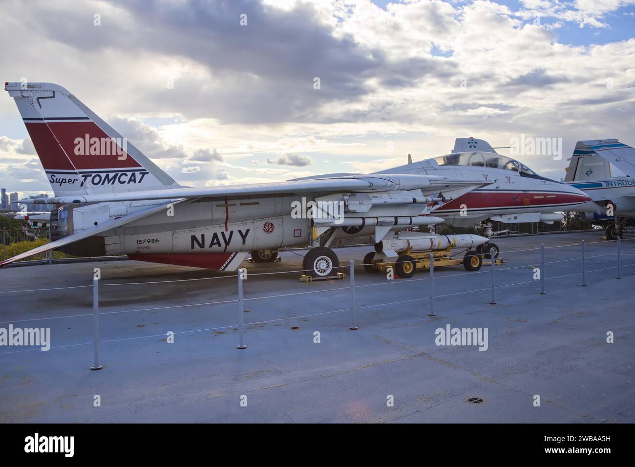 Caccia Militare Grumman F-14 D super Tomcat Intrepid u.s. Navy Stockfoto