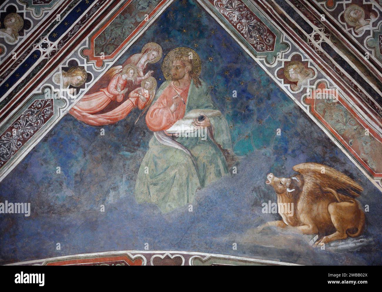Italien Toskana Arezzo: Kirche San Francesco: Details des Freskos von Piero della Francesca über die Geschichte des wahren Kreuzes - St. Lukas Stockfoto