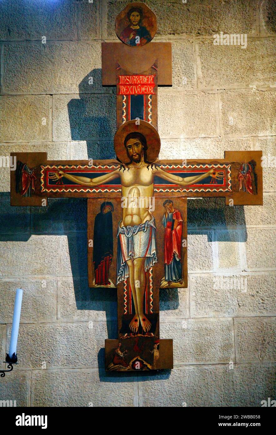 Italien Toskana Arezzo Kirche Santa Maria della Pieve. Kruzifix von Margarito d'Arezzo 1260 Stockfoto