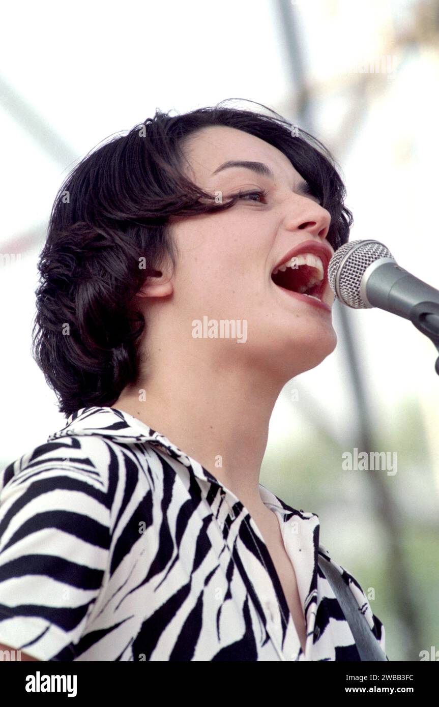 Mailand Italien 28.06.1996: Carmen Consoli, italienische Sängerin, Live-Konzert während des Sonoria Festivals 1996 Stockfoto