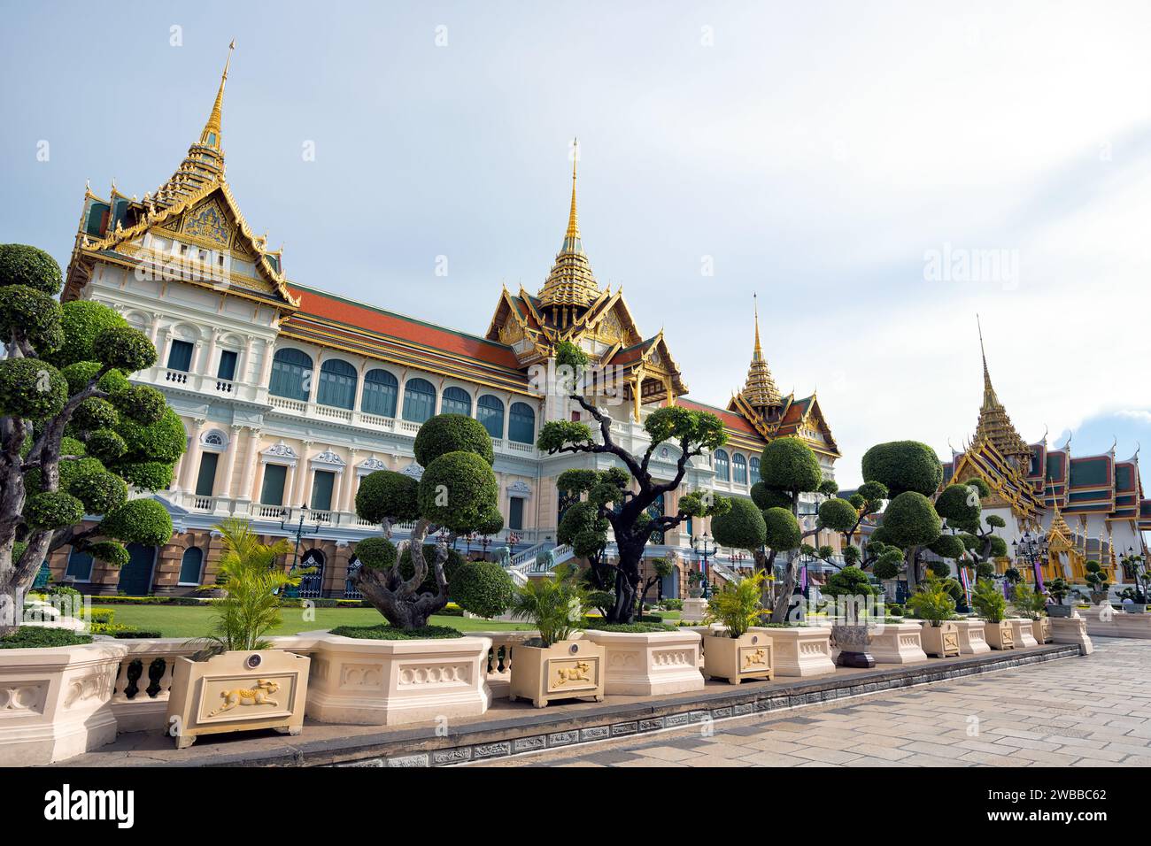 Chakri Maha Prasat Hall im Großen Palast, Bangkok, Thailand - es wurde über einen Zeitraum von 200 Jahren von den Königen der Chakri-Dynastie erbaut, diente als das Stockfoto