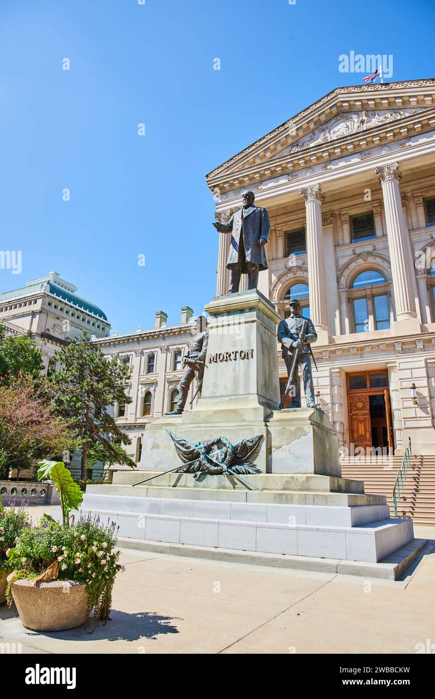 Morton Statue aus Bronze und historisches Gerichtsgebäude in Indianapolis Stockfoto