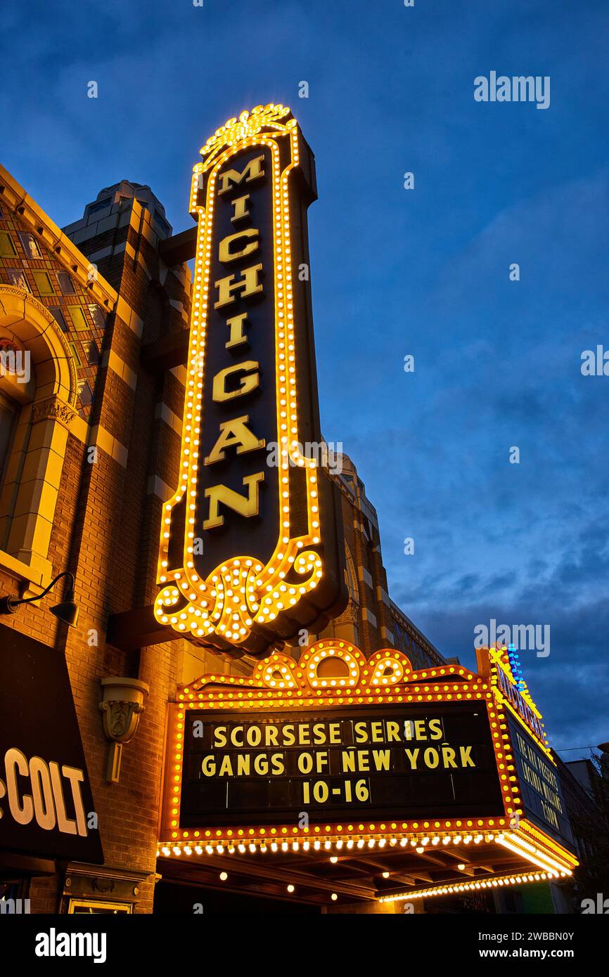 Vintage Theater Marquee in Twilight, Michigan Theater, Scorsese Series Stockfoto