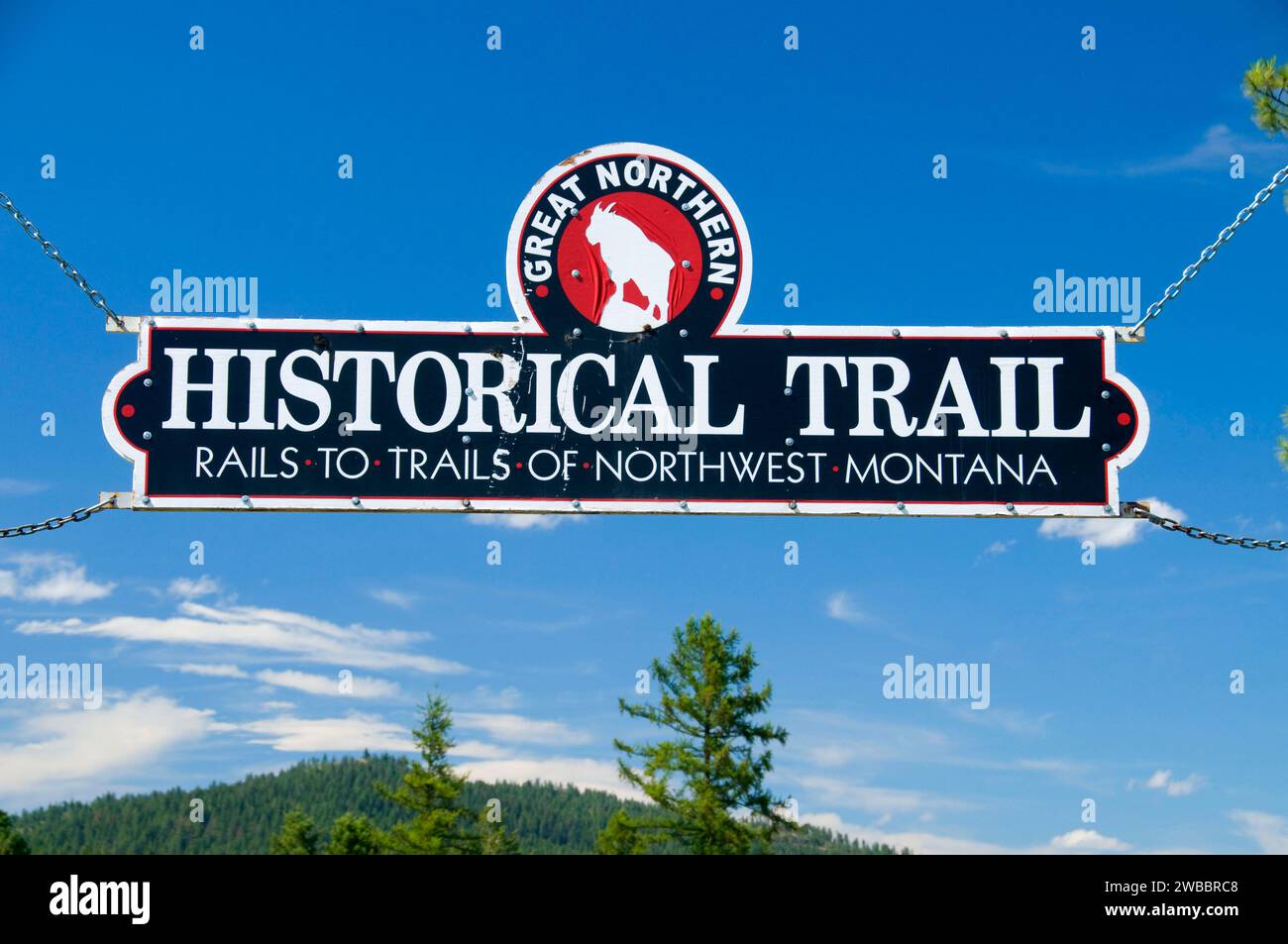 Schild für den Great Northern Historical Trail, Produktionsgebiet Smith Lake Waterfowl, Montana Stockfoto