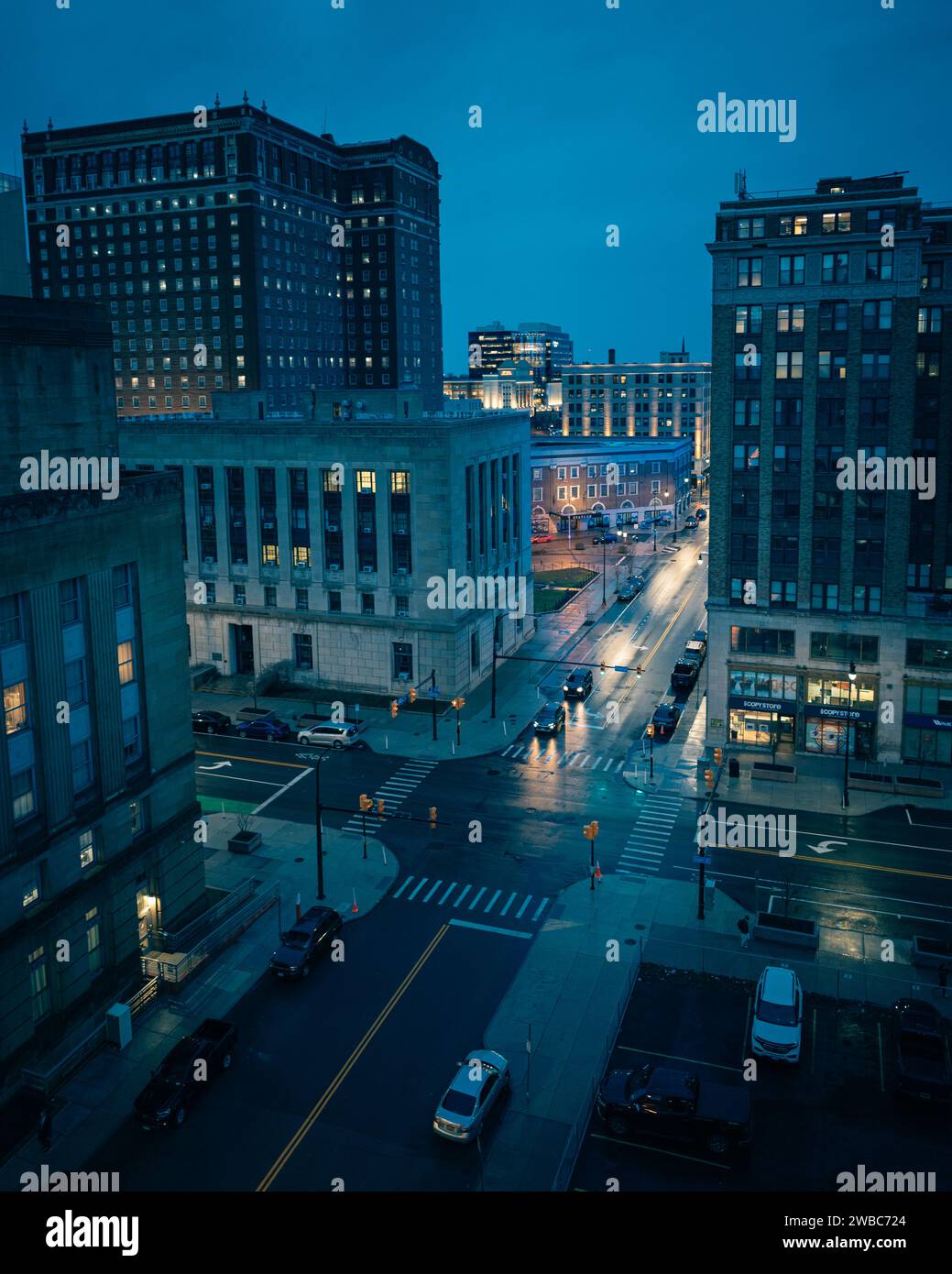 Nachtblick auf die Innenstadt von Buffalo, New York Stockfoto