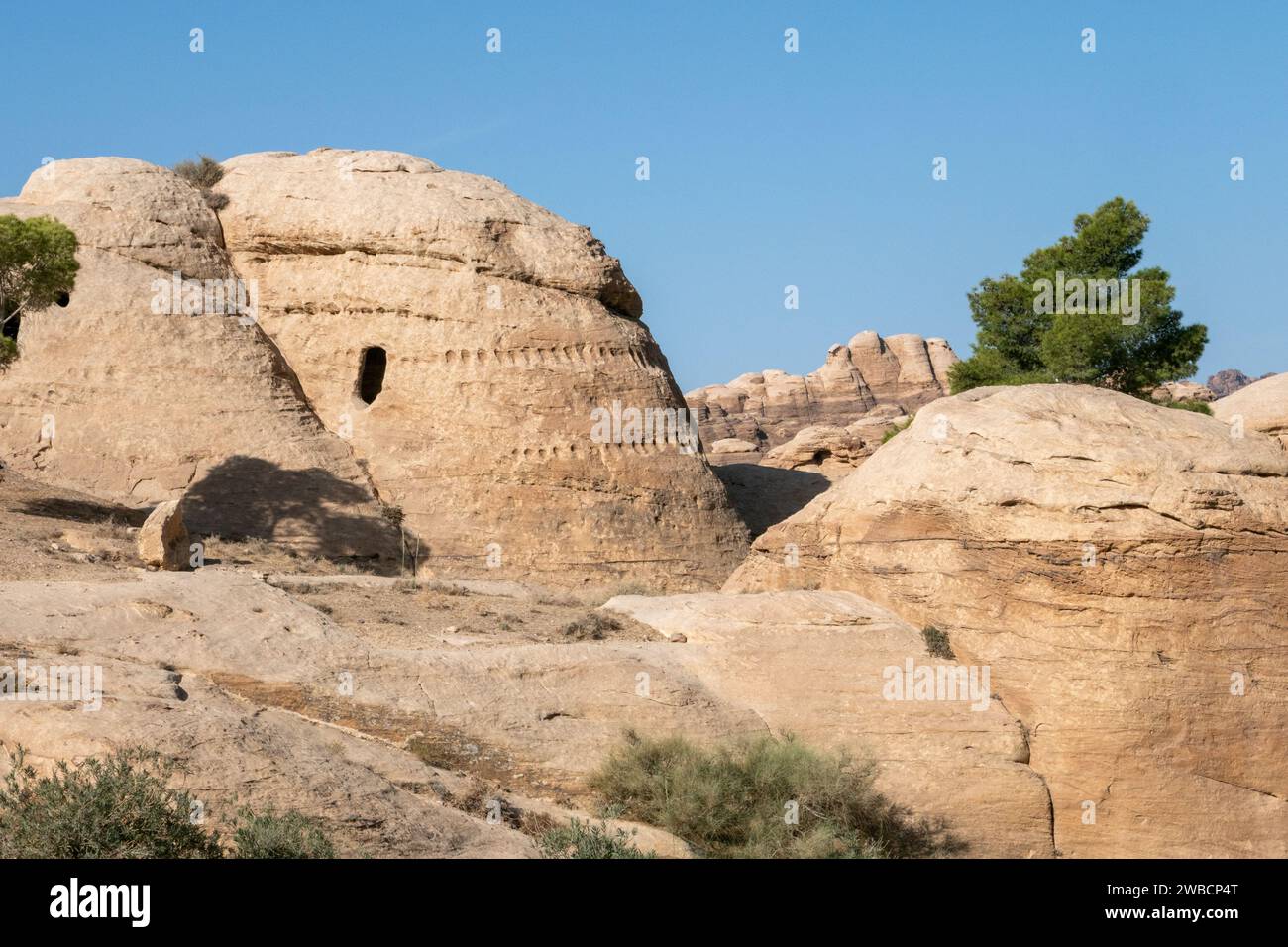 Berühmte antike Steingräber in bab AS-siq in der Nähe von Petra in Jordanien Stockfoto