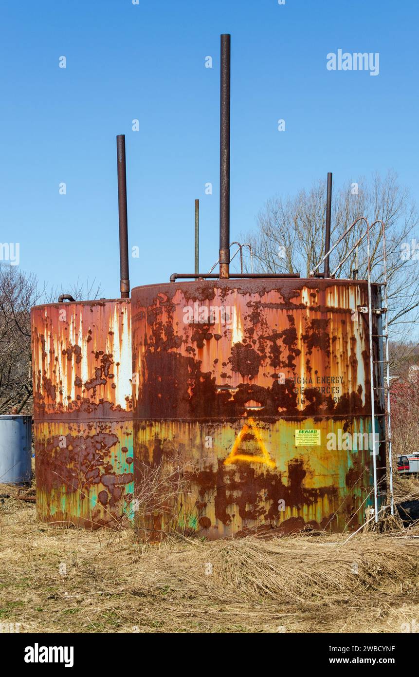 Verrostete Silos in Sugar Grove, Pennsylvania, USA Stockfoto