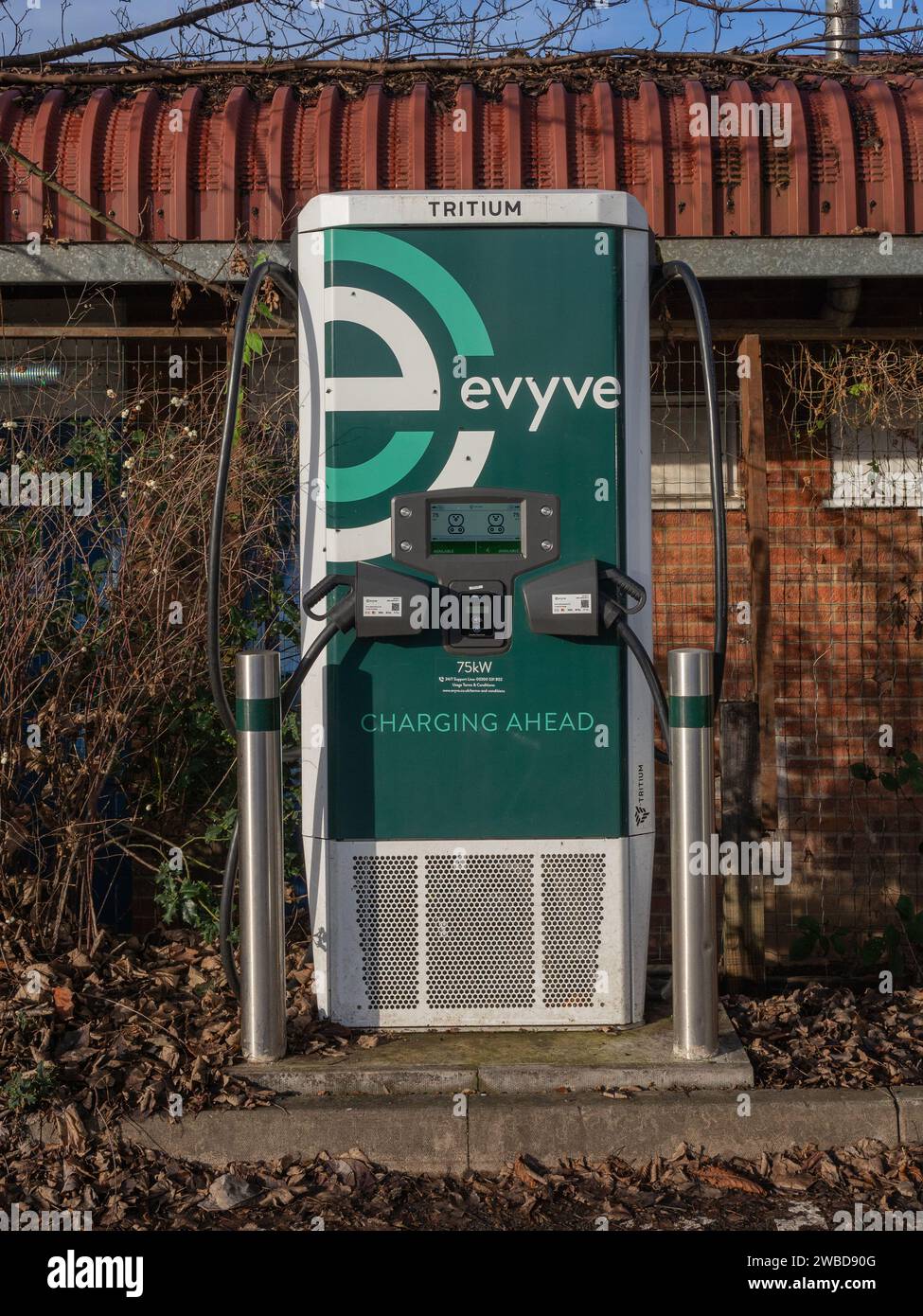 Ladestation für Elektrofahrzeuge von Evyve, Billing Aquadrome, Northamptonshire, Großbritannien Stockfoto