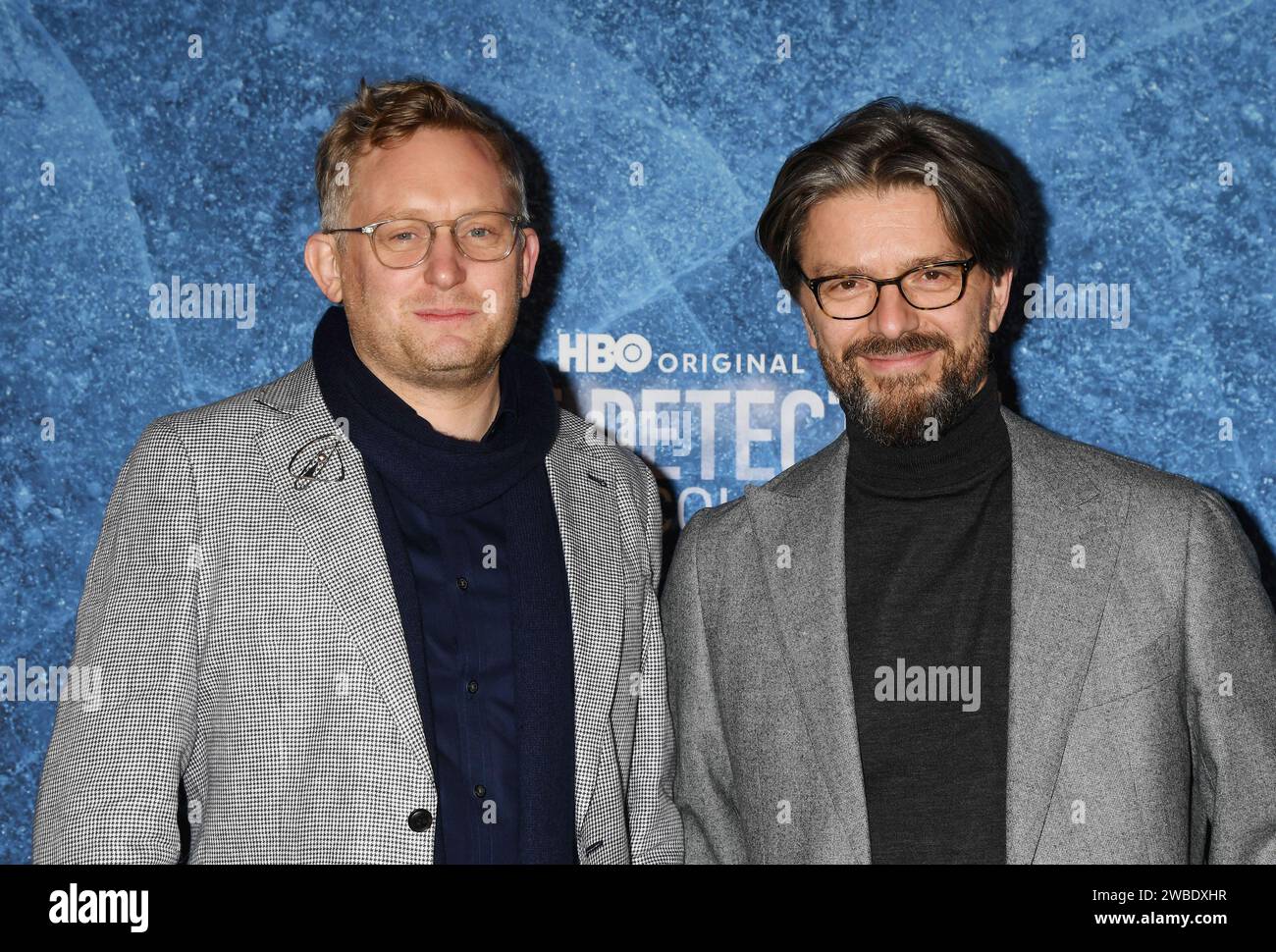 Los Angeles, Kalifornien, USA. Januar 2024. (L-R) Dan Taylor und Florian Hoffmeister nehmen an der Premiere von Warner Bros. Teil. True Detective: Night Country im Paramount Theatre am 9. Januar 2024 in Los Angeles, Kalifornien. Quelle: Jeffrey Mayer/Jtm Photos/Media Punch/Alamy Live News Stockfoto