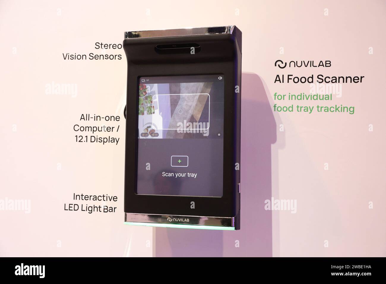 Las Vegas, Usa. Januar 2024. Eine Ansicht eines AI Food Scanners von Nuvilab, ausgestellt während der Internationalen CES 2024, am Dienstag, 9. Januar 2024, im Las Vegas Convention Center in Las Vegas, Nevada. Foto: James Atoa/UPI Credit: UPI/Alamy Live News Stockfoto