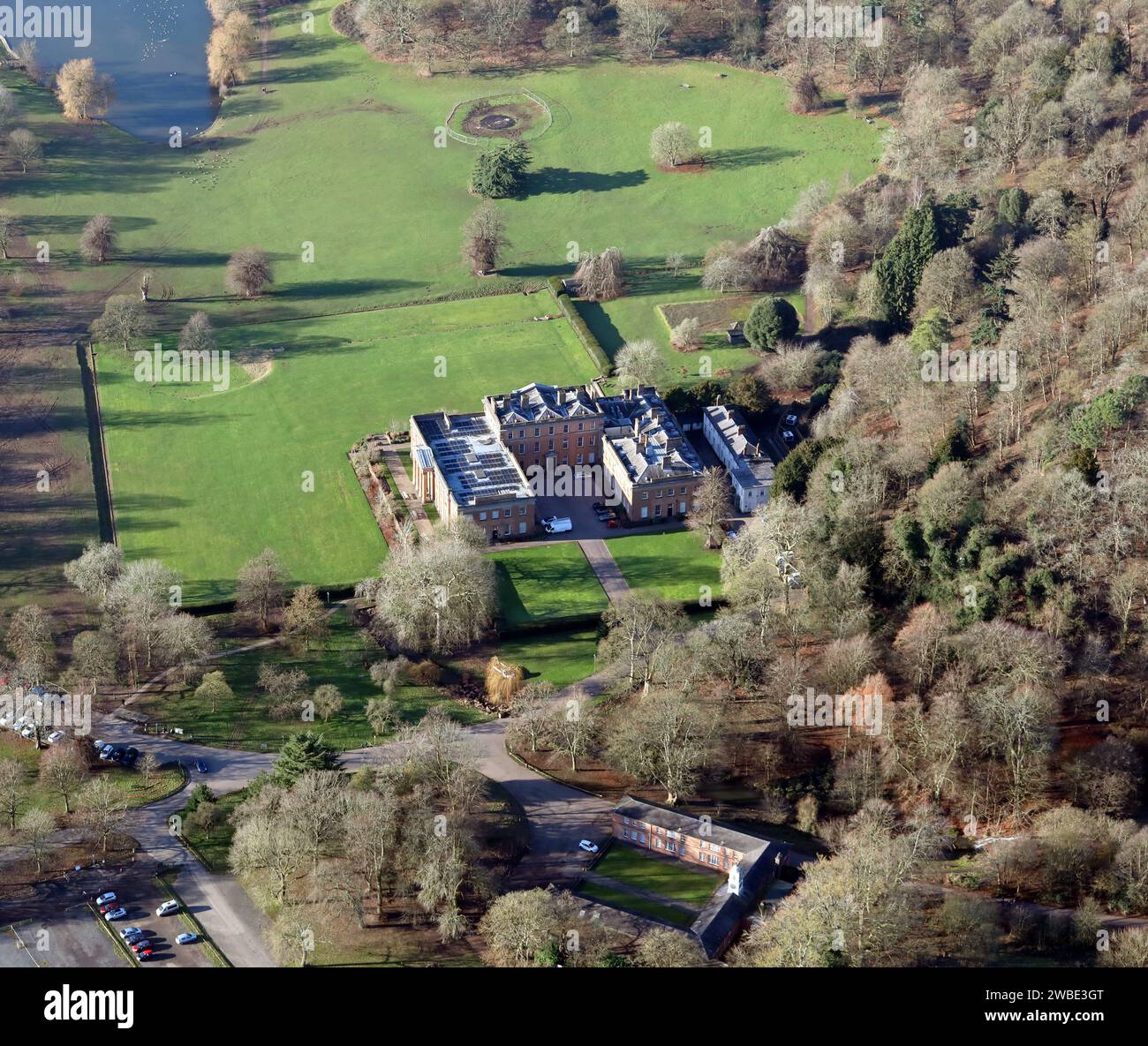 Himley Hall and Park aus der Vogelperspektive in Himley, Dudley, West Midlands, Großbritannien Stockfoto