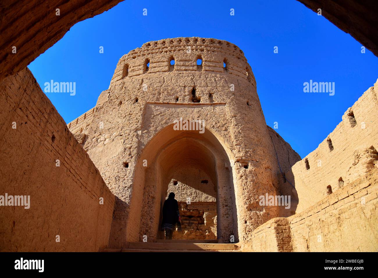 Narin Castle, Meybod, Iran, wurde vor 2.000 bis 6.000 Jahren erbaut, alte Festung mit drei verschiedenen Etagen, jedes für eine andere Gesellschaftsschicht. Stockfoto