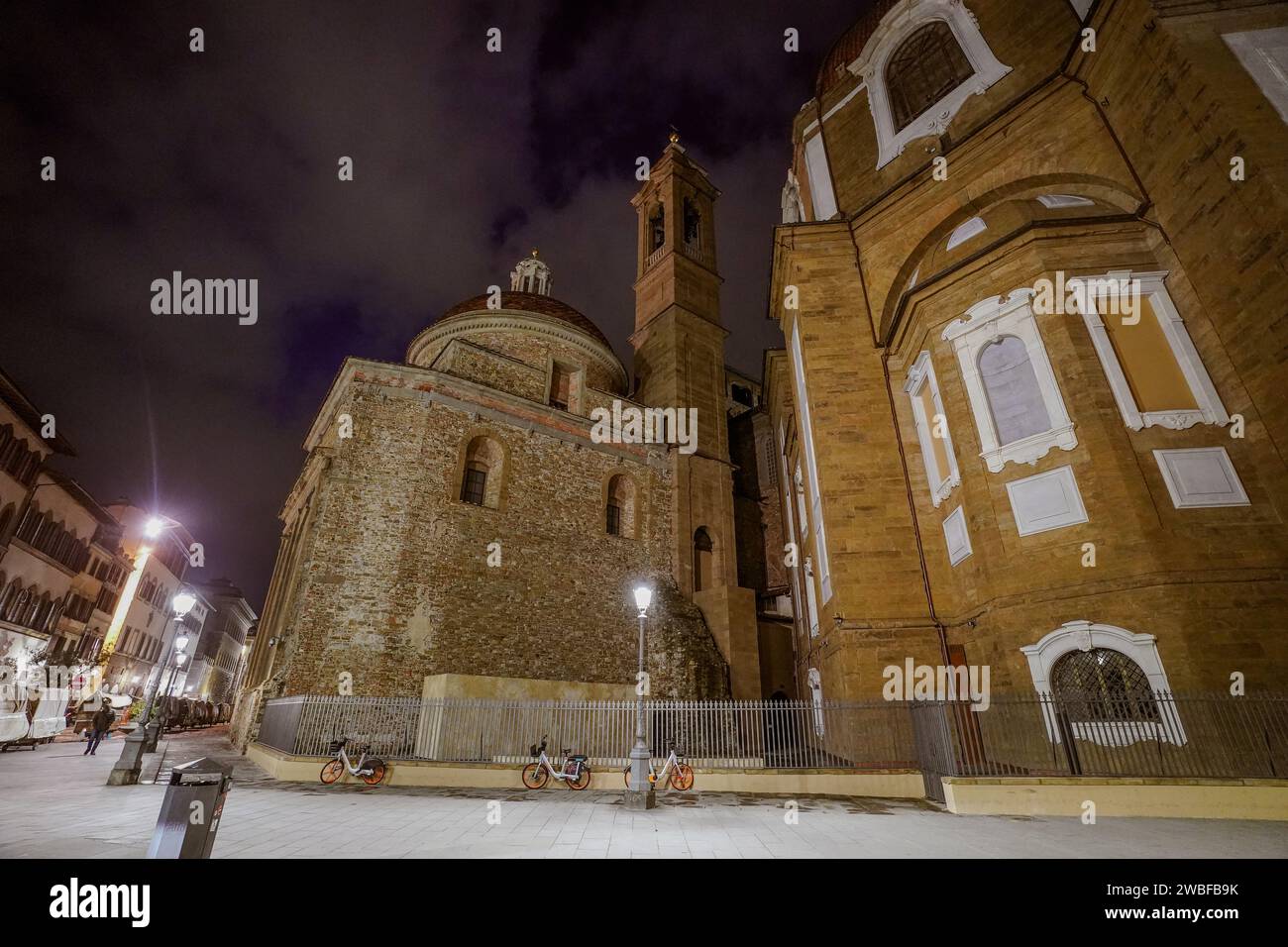 In der Innenstadt von Florenz in italien bei Nacht Stockfoto