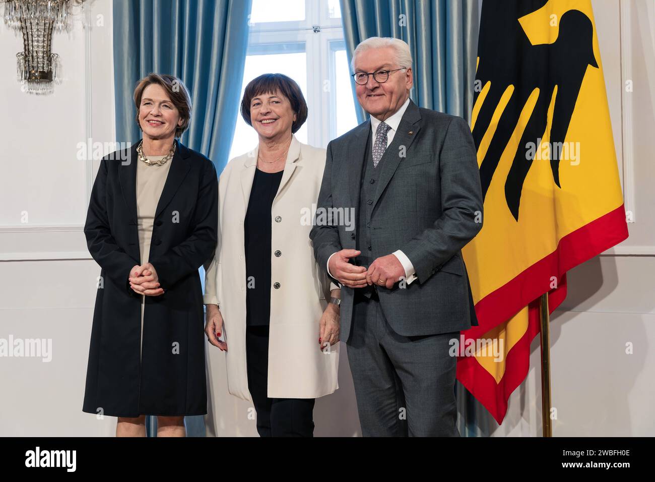 09.01.2024,Berlin,Schloss Bellevue,Neujahrsempfang des Bundespräsidenten Frank-Walter-Steinmeier für Repräsentanten des öffentlichen Lebens und rund 60 engagierte Bürgerinnen und Bürger aus allen Bundesländern.Foto:Ulla Schmidt *** 09 01 2024,Berlin,Schloss Bellevue,Neujahrsempfang von Bundespräsident Frank Walter Steinmeier für Vertreter des öffentlichen Lebens und rund 60 engagierte Bürger aus allen bundesländern Foto Ulla Schmidt Stockfoto