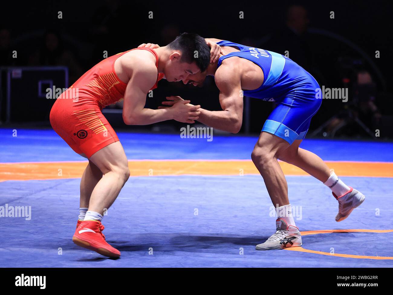 Zagreb, Kroatien. Januar 2024. Internationales Wrestlingturnier - UWW Grand Prix Ranking Series Zagreb Open 2024. 57-Kilogramm-Finale für Herren, Aman AMAN - Wanhao ZOU Foto: Marko Prpic/PIXSELL Credit: Pixsell/Alamy Live News Stockfoto