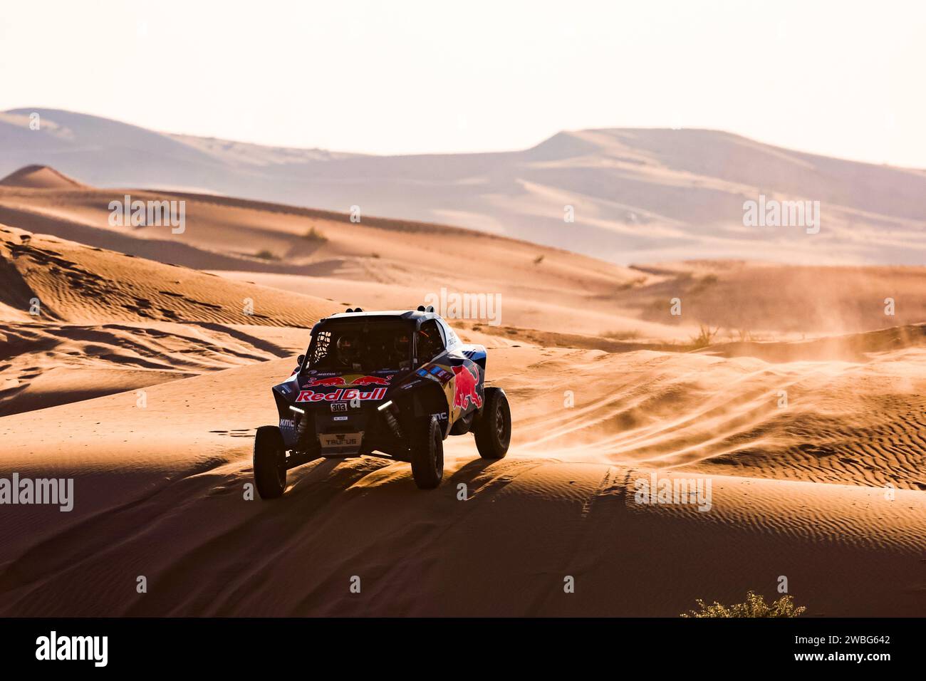 Subaytah, Saudi-Arabien, 10.01.2024, 303 GUTHRIE Mitchell (usa), WALCH Kellon (usa), Red Bull Off-Road Junior Team USA von BFG, Taurus T3 Max, FIA Challenger, FIA W2RC, Action während der 5. Etappe der Dakar 2024 am 10. Januar 2024 zwischen Al-Hofuf und Subaytah, Saudi-Arabien Stockfoto