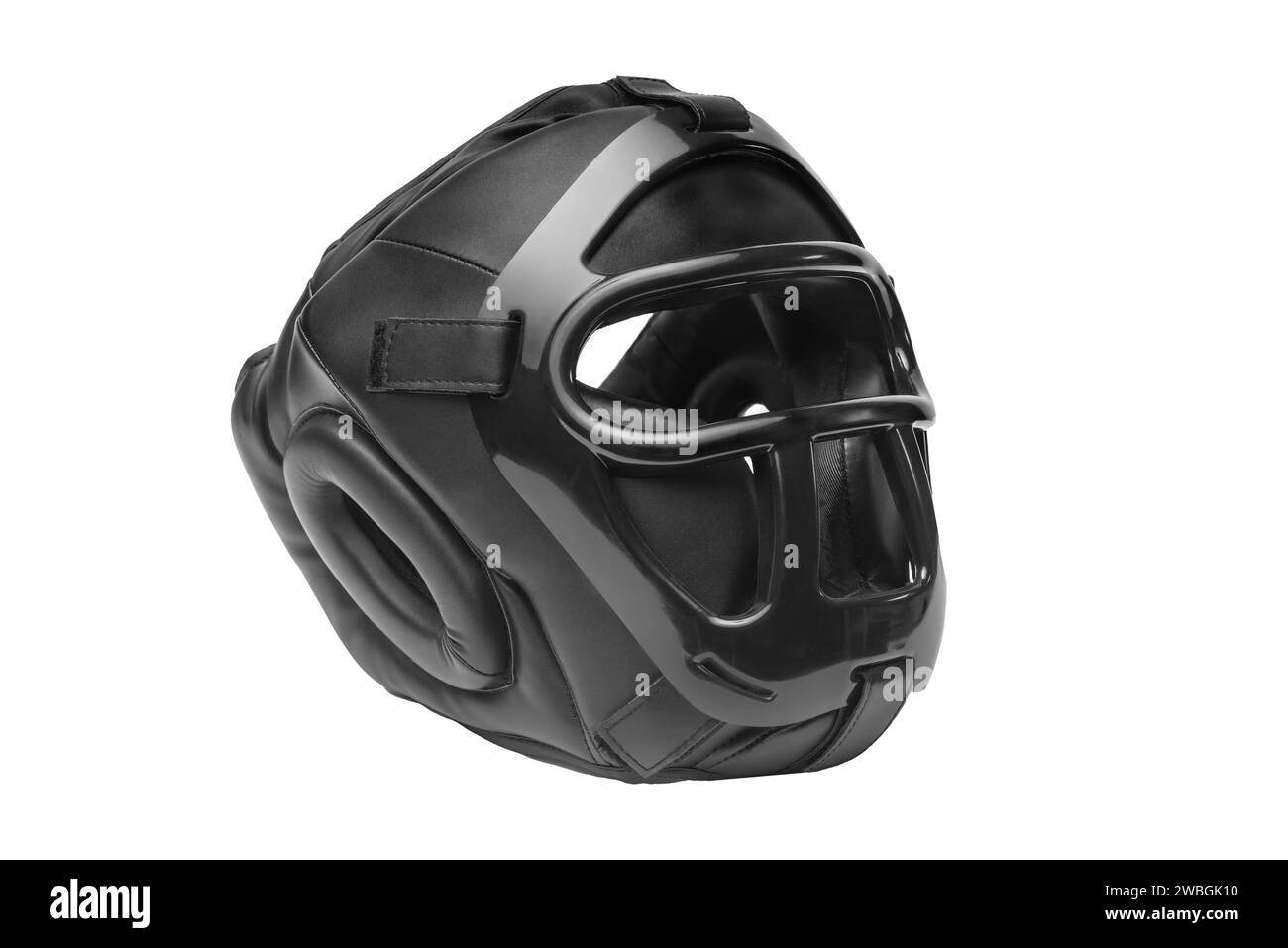 Kampfkunst-Schutzhelm Kopfschutz isolierte weiße Hintergrundseitenansicht Stockfoto