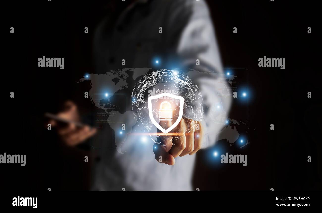 Schloss-Symbol und Internet-Netzwerksicherheitstechnologie, Cybersicherheit und Datenschutzkonzept zum Schutz privater Daten auf dem Smartphone. Virtueller Bildschirm Cyber secu Stockfoto
