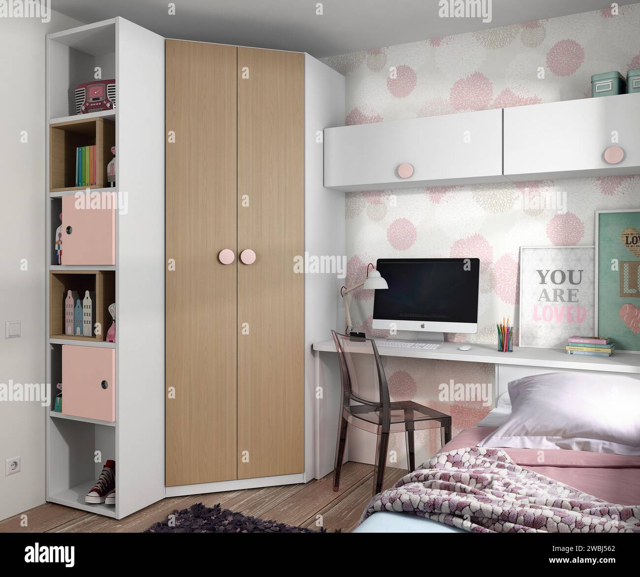 Innenszene des Jugendschlafzimmers mit farbenfroher Dekoration und preiswerten Möbeln. Moderner Stil, Vintage, Boho, Trends, 2024, Jugend, Farbe Stockfoto