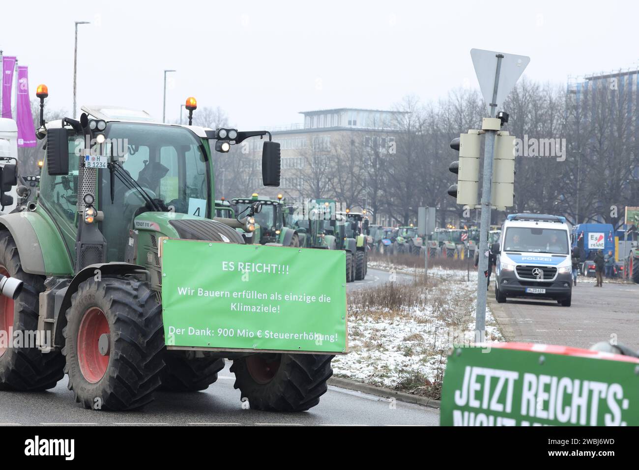 Niedersachsen, Bauernproteste in Hannover, Großdemonstration in der Landeshauptstadt , Trecker