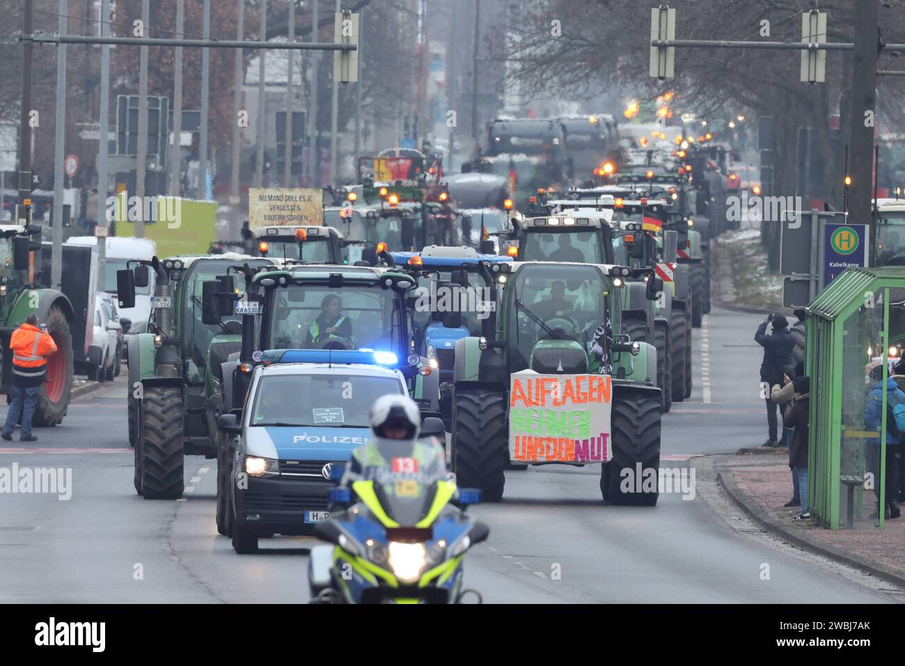 Niedersachsen, Bauernproteste in Hannover, Großdemonstration in der Landeshauptstadt , Trecker