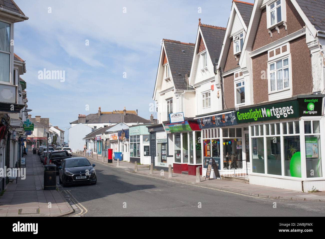 Ladenreihen in Babbacombe, Torbay, Devon im Vereinigten Königreich Stockfoto