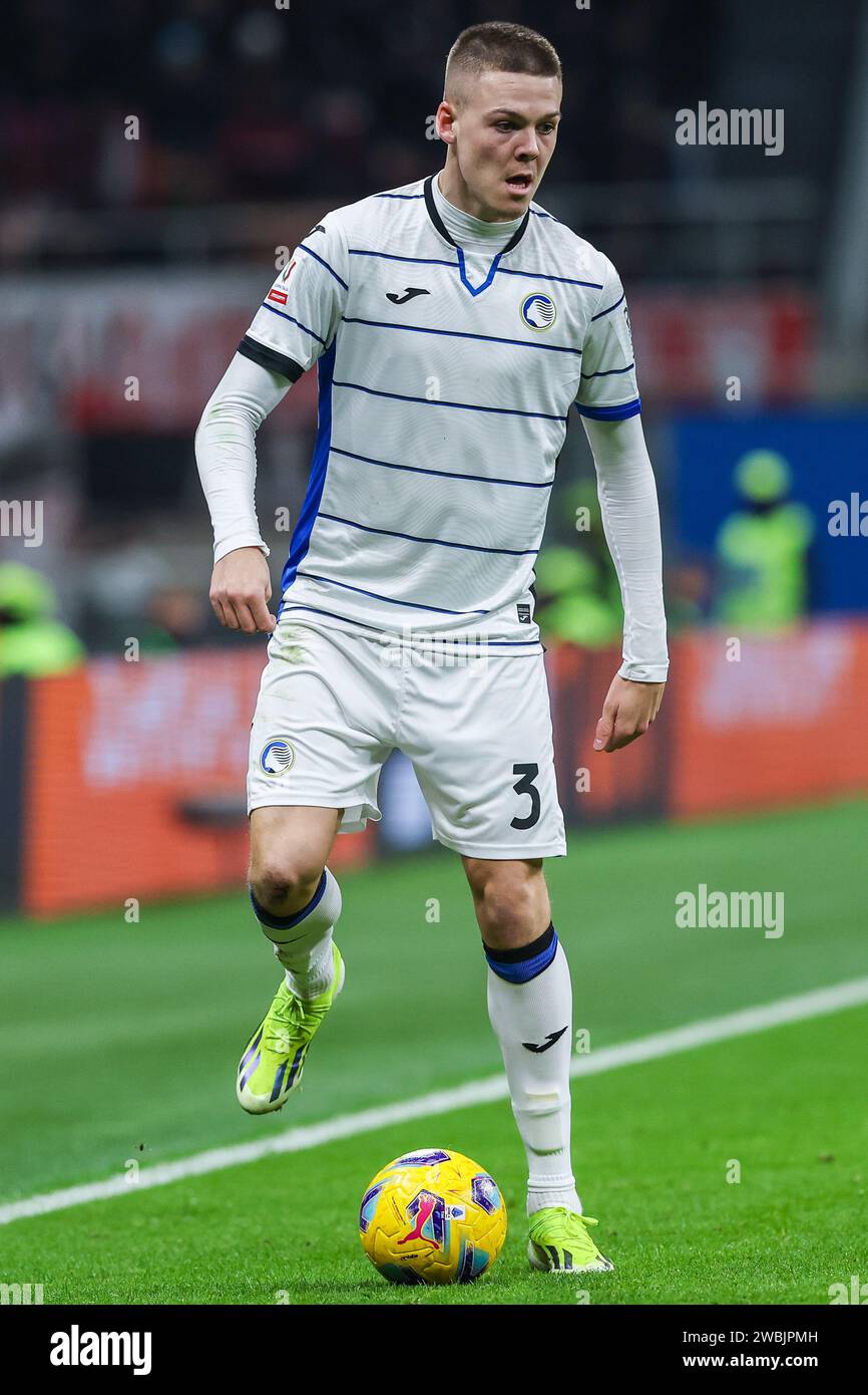 Mailand, Italien. Januar 2024. Emil Holm aus Atalanta BC wurde 2023/24 beim Fußballspiel Coppa Italia zwischen AC Milan und Atalanta BC im San Siro Stadium in Aktion gesehen. ENDERGEBNIS : Mailand 1 | 2 Atalanta Credit: SOPA Images Limited/Alamy Live News Stockfoto