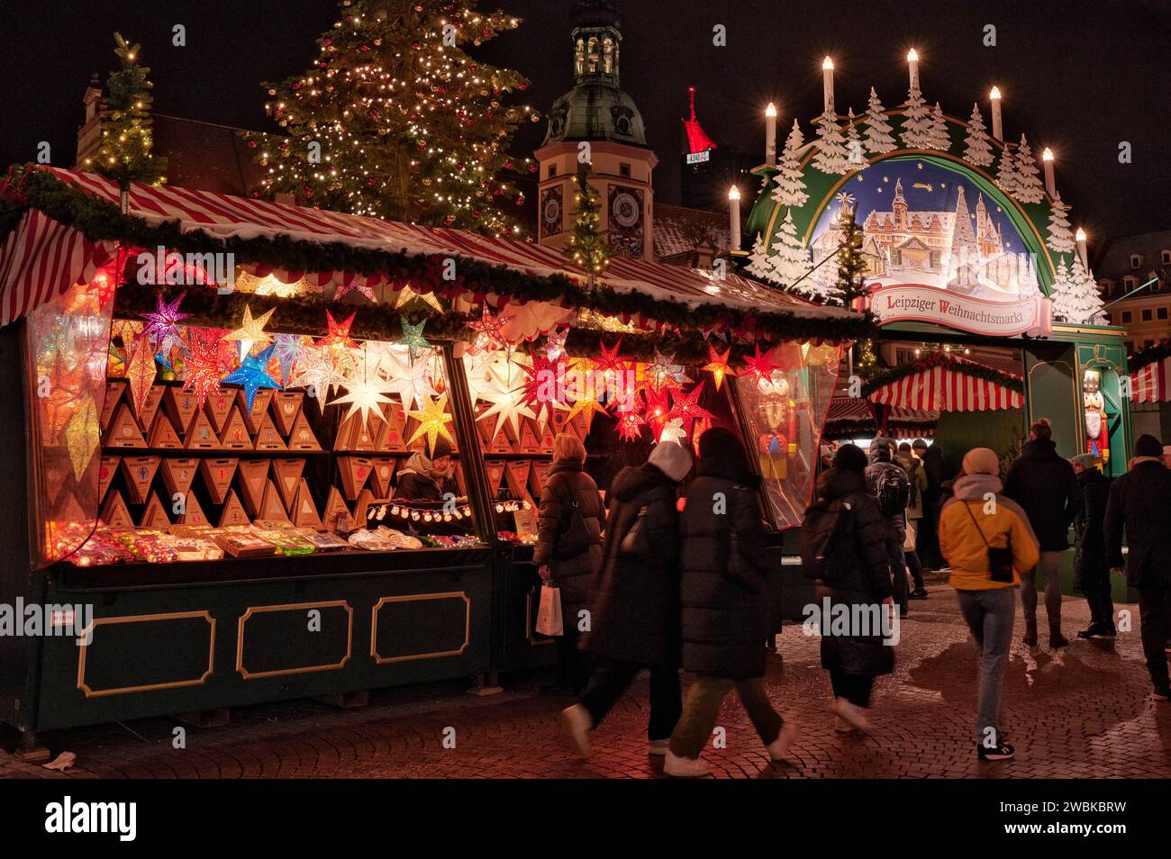 Weihnachtsmarkt am Leipziger Marktplatz, Stockfoto